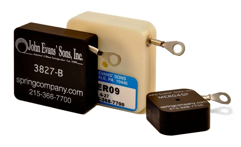 Spring Reels (Enclosed) - Plastic Construction Spring Reels (Enclosed) - Plastic Construction. We offer three styles of spring-loaded cable retracting reels with plastic cases Miniature Enclosed Reel series, Retriever series, and Enclosed Reel series.